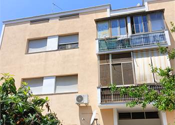 Trilocale 65 mq da ristrutturare