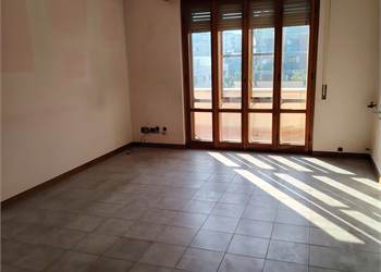 VIA FERONIA - ATTICO 